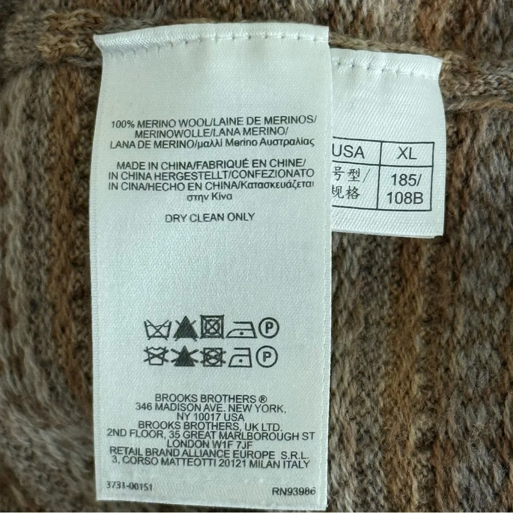 Brooks Brothers Extra Fine Italian  Merino Wool V Neck Sweater Jumper